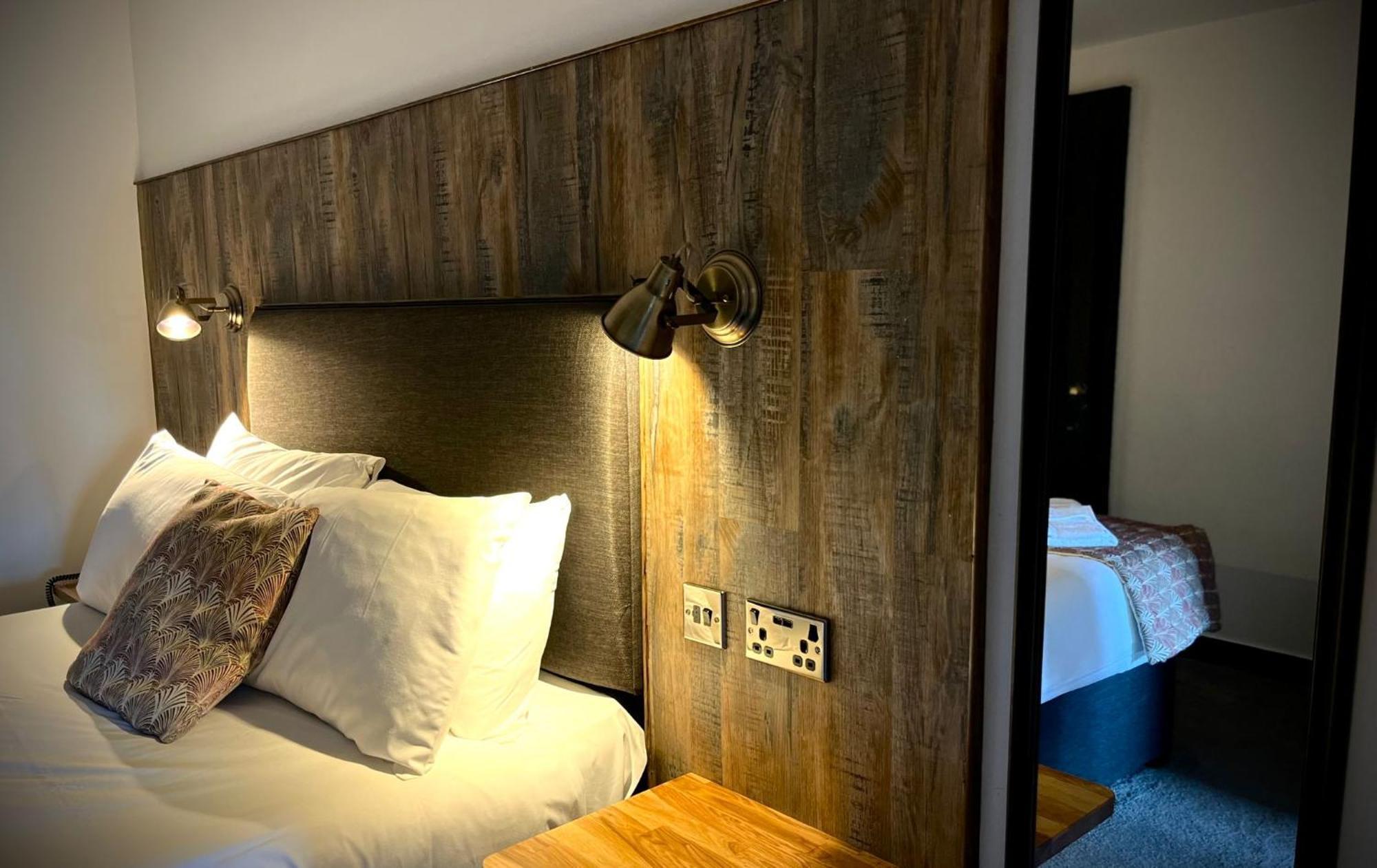 The Blue Boar Hotel Alcester Eksteriør billede