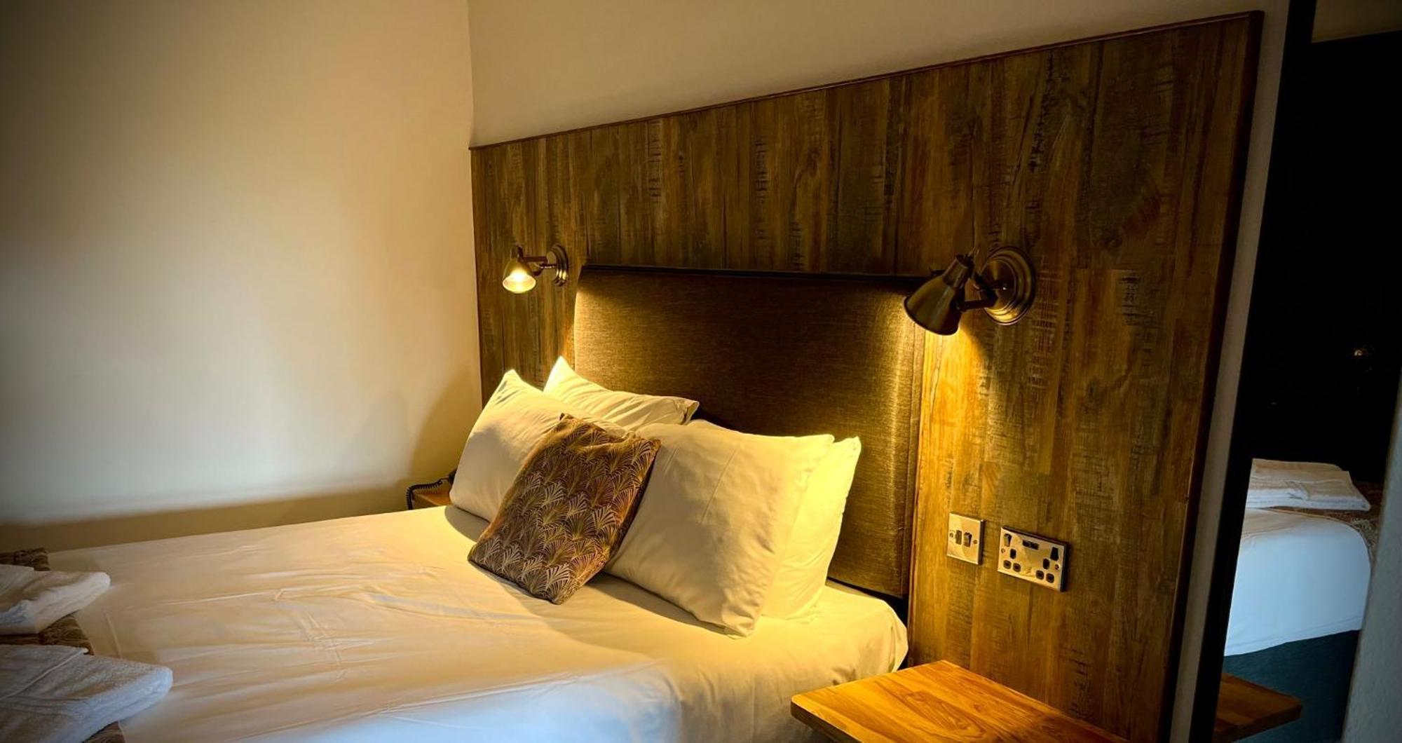 The Blue Boar Hotel Alcester Eksteriør billede